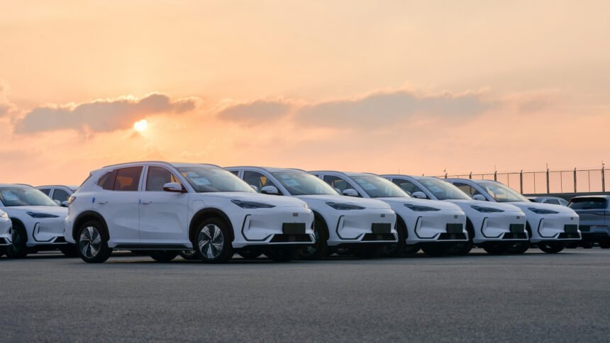 Penjualan Geely Auto Tembus 1,4 juta unit