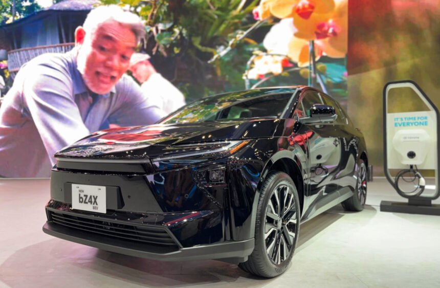 Toyota New bZ4X gunakan baterai buatan lok