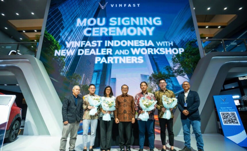 VinFast MoU Signing Ceremony Perluas Jaringan Bengkel di Indonesia