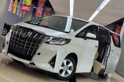Toyota Alphard Welcab