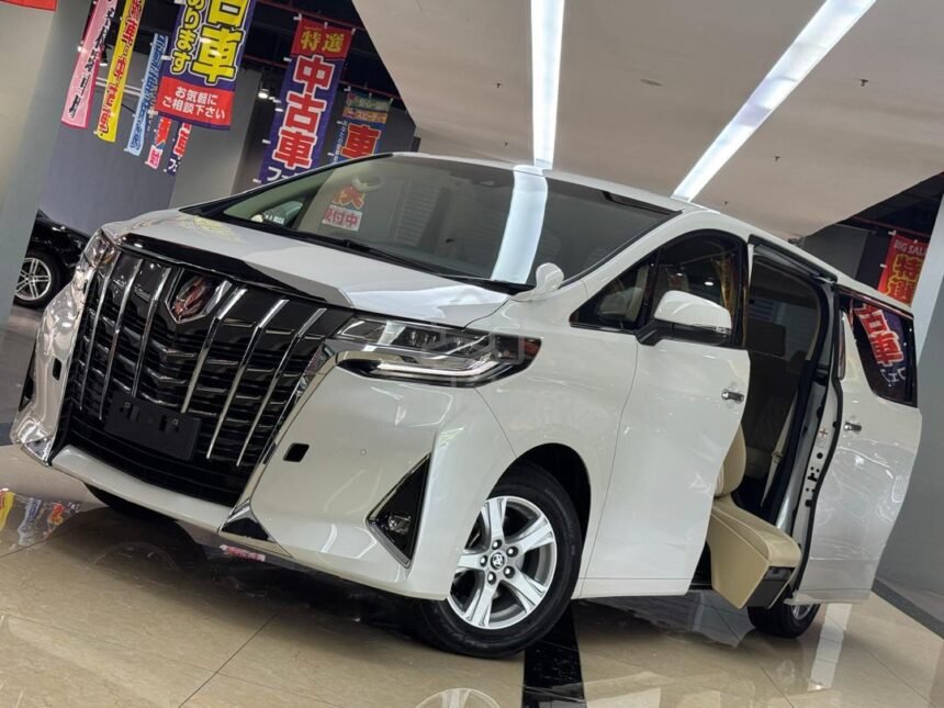 Toyota Alphard Welcab