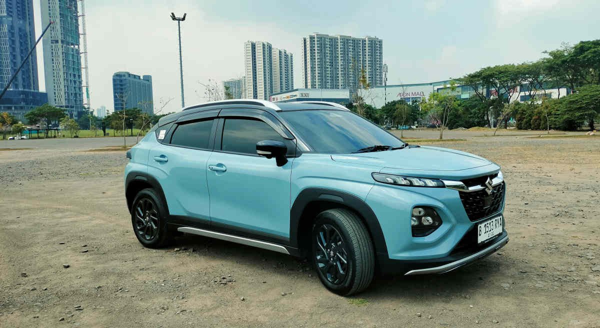 Suzuki Fronx Hybrid 2025