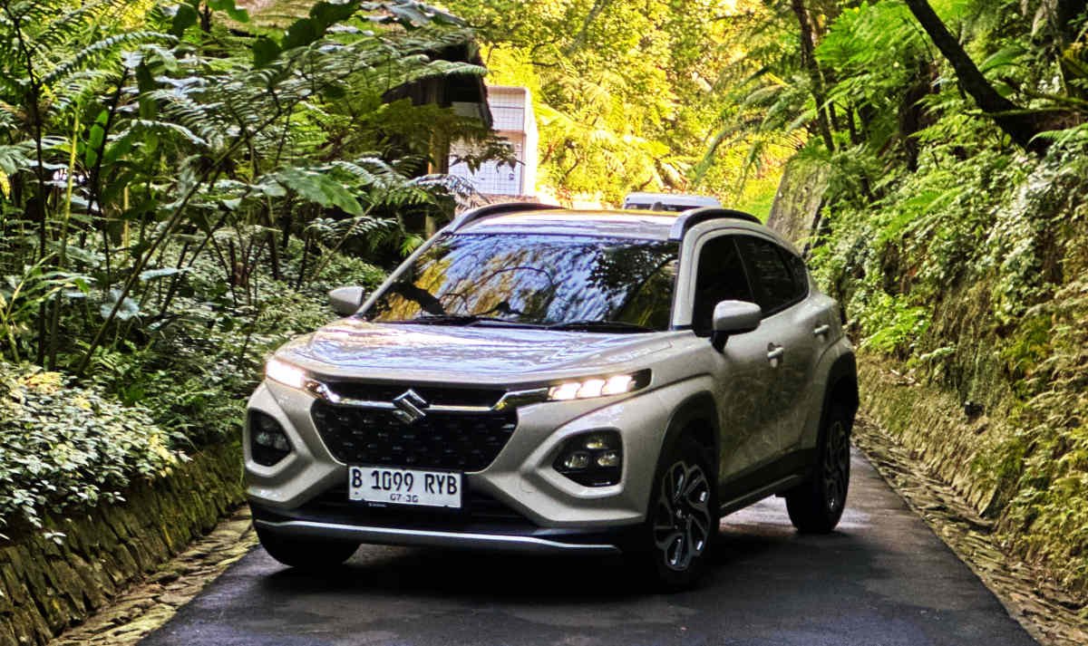 Suzuki Fronx GX