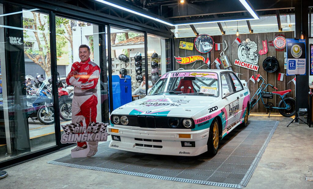 BMW M3 E30 Rifat Sungkar Belkote Paint