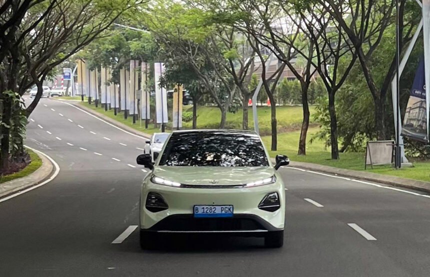 Changan NEVO Q05