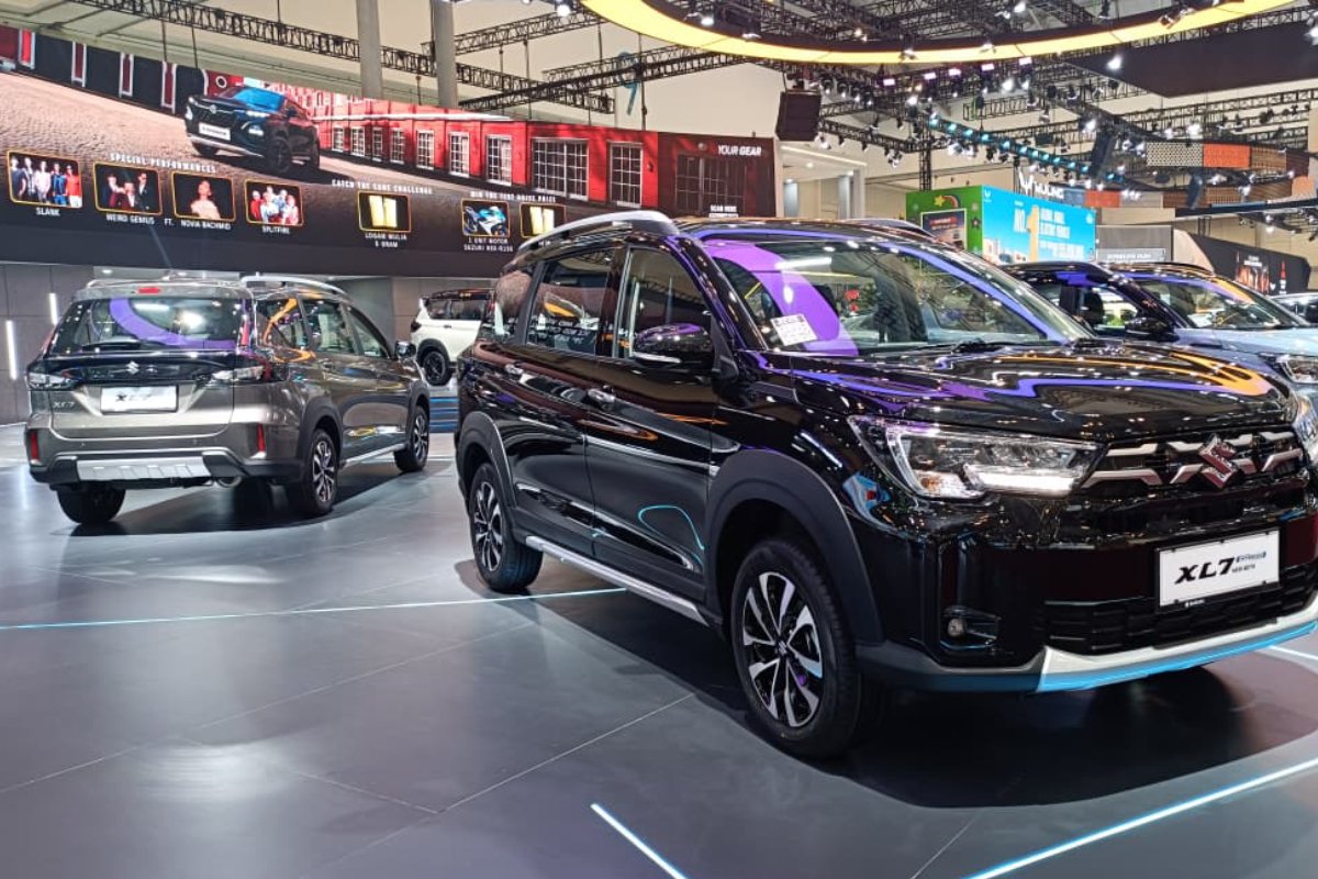 Suzuki XL7