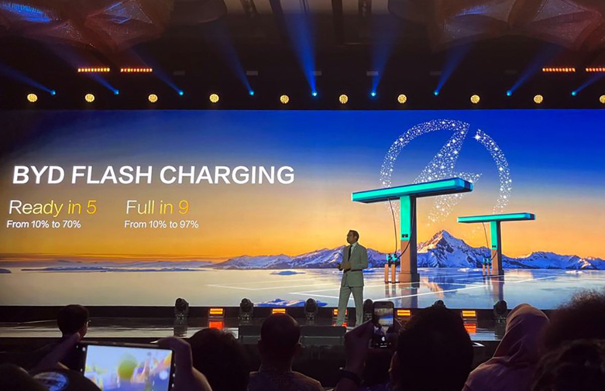 BYD Flash Charging