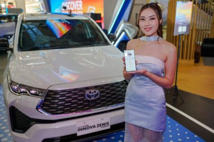 Teknologi Otomotif T Intouch di Innova Zenix